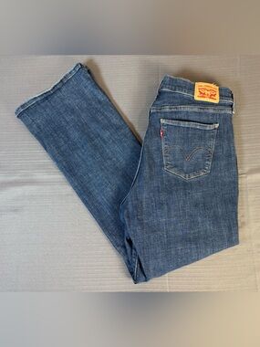 Levi’s Classic Bootcut Jeans Women’s 12 Medium Wash Stretch Denim W31 L32